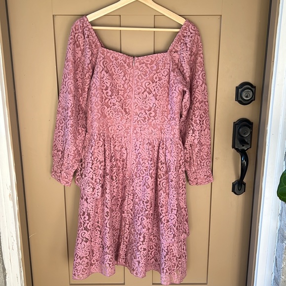 Jessakae Allover Lace Mauve Laurel Midi Dress. Size S. Long sleeve. Like New - Picture 12 of 13